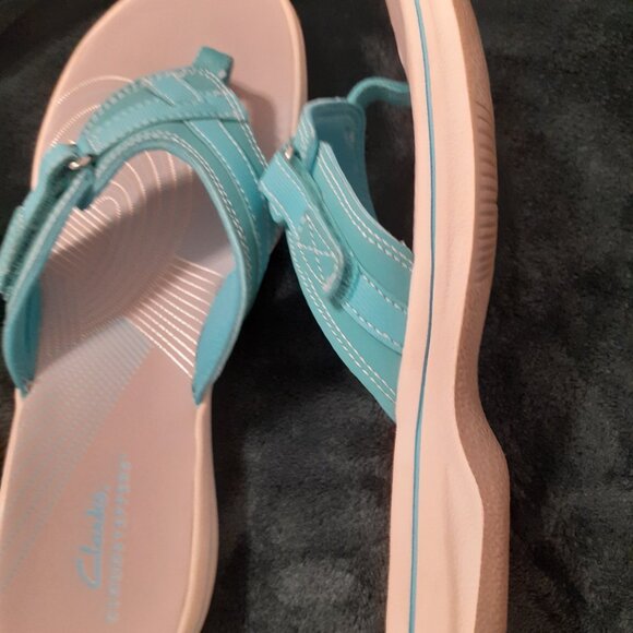 CLARKS BREEZE SEA CLOUDSTEPPERS FLIP FLP WOMEN'S SANDALS 9 M     NEW - Picture 10 of 11